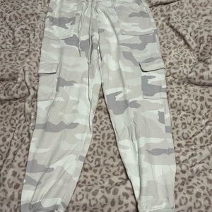 Camo jogger sweats
